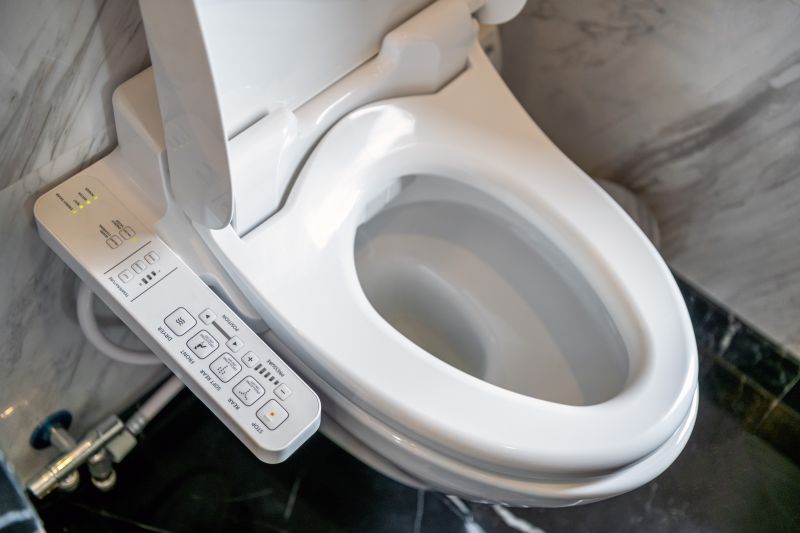 Moderne High-Tech-Toilette in Japan
